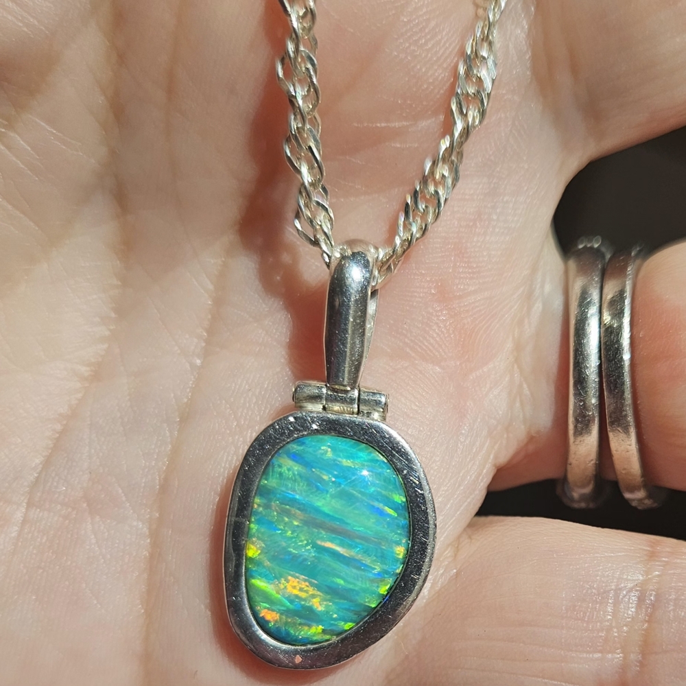 Stunning Silver Necklace with Blue-Green Opal Pendant